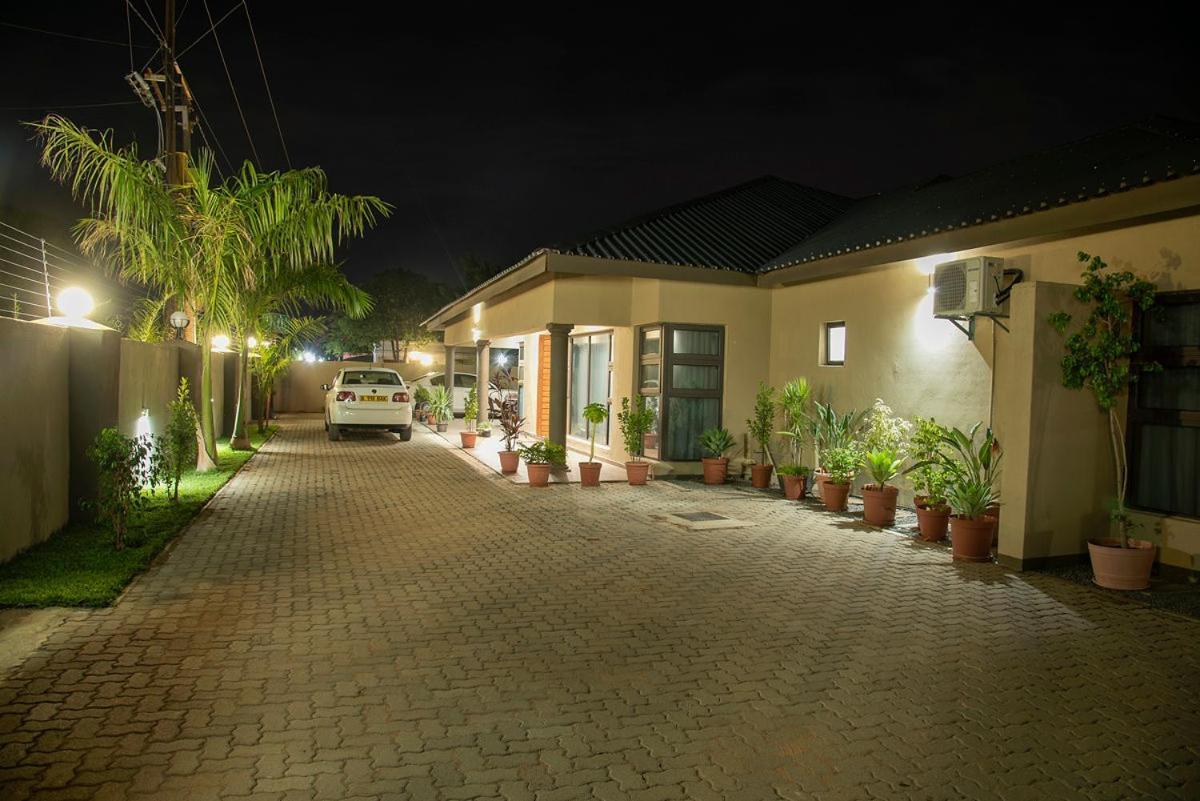 PeaconWood Boutique Guesthouse Palapye Extérieur photo