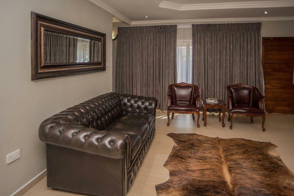 PeaconWood Boutique Guesthouse Palapye Extérieur photo